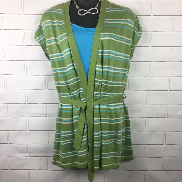 Ashley Stuart Women 2 pc w/ Tank & Sweater Vest - Picture 2 of 8